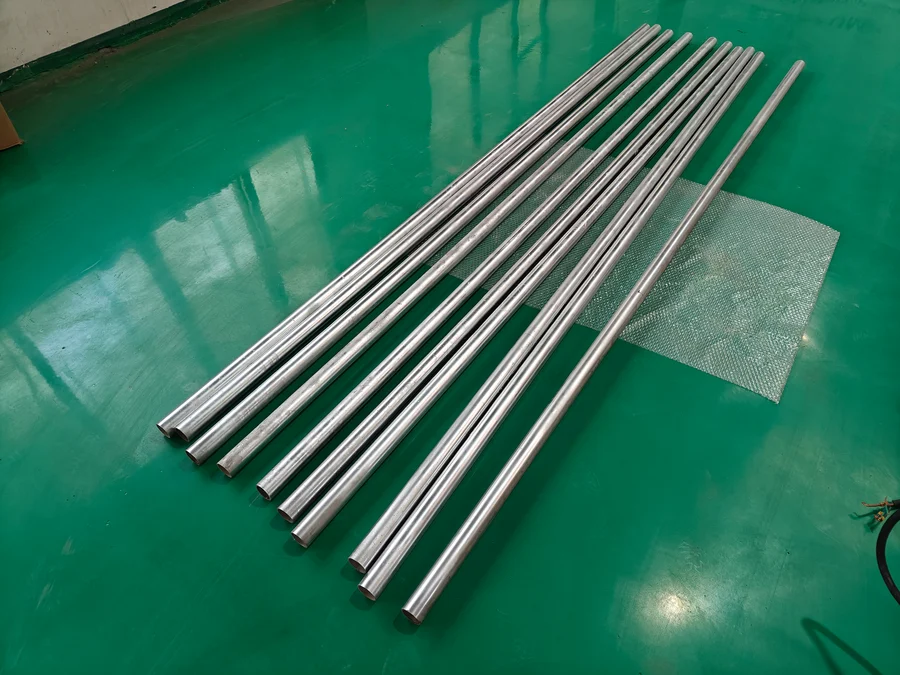Submersible sewage pump guide rail