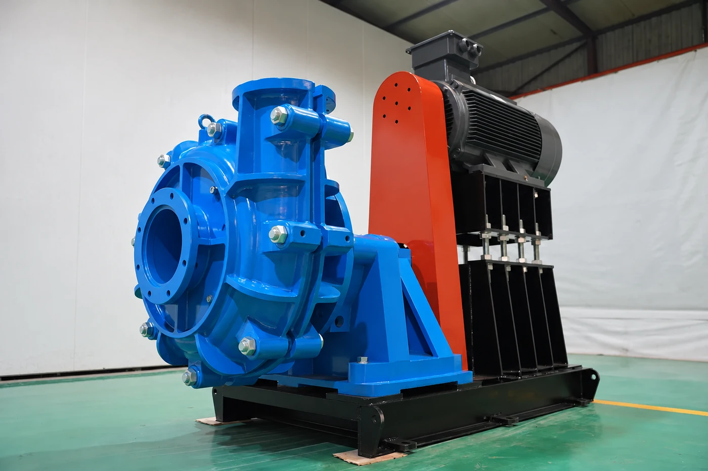 Illustration of large horizontal slurry-pump set